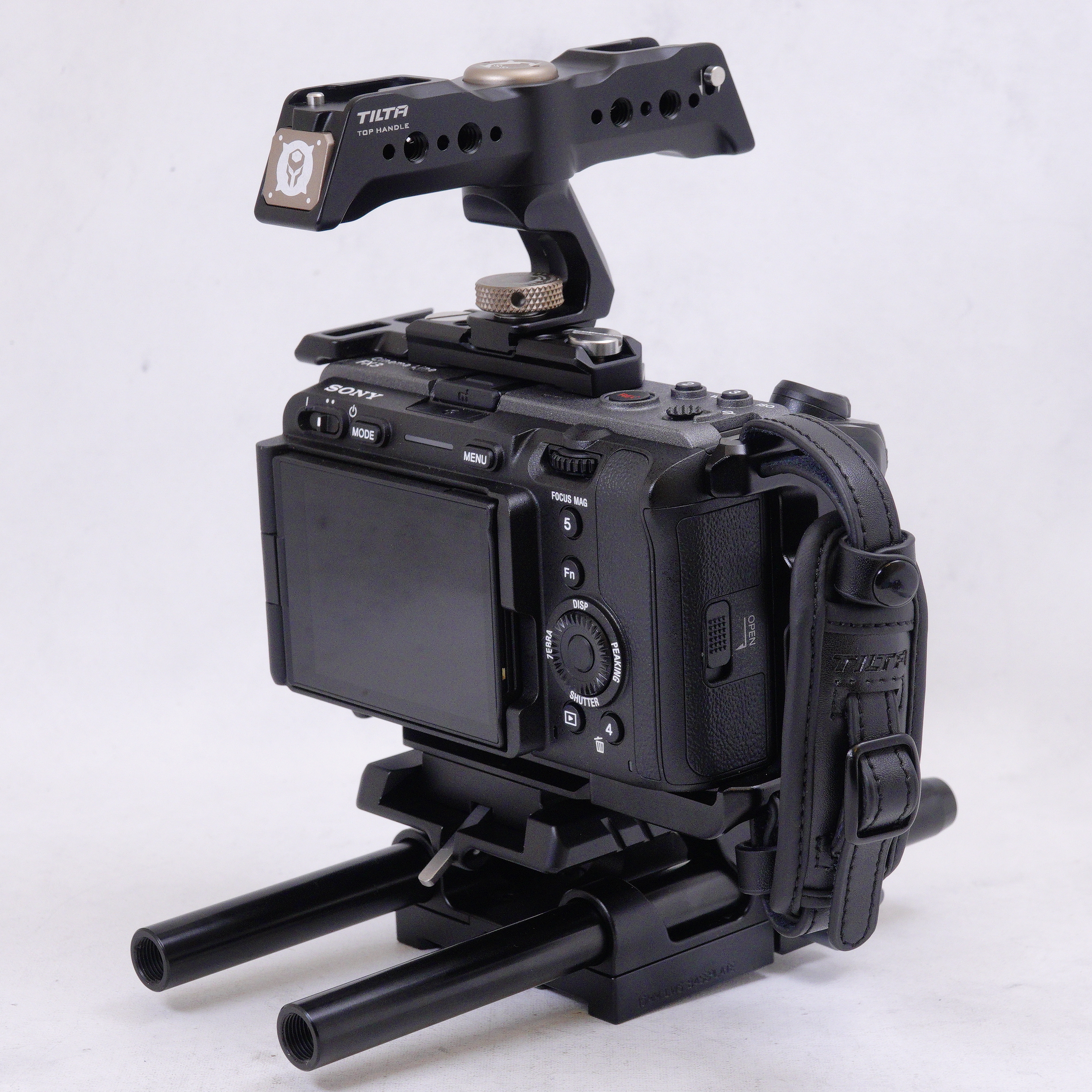 Sony FX3 en caja con Cage TILTA Basic Kit - Usado