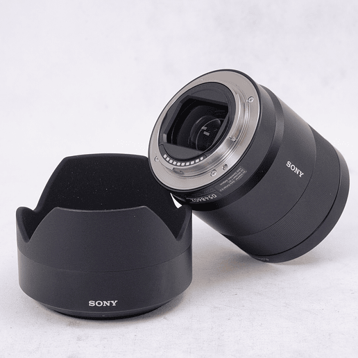 Lente Sony Sonnar T* FE 55mm f/1.8 ZA - Usado 4