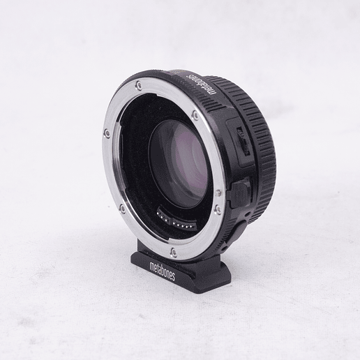 Metabones T Speed Booster Ultra 0.71x para Canon EF a Micro 4/3 - Usado 2