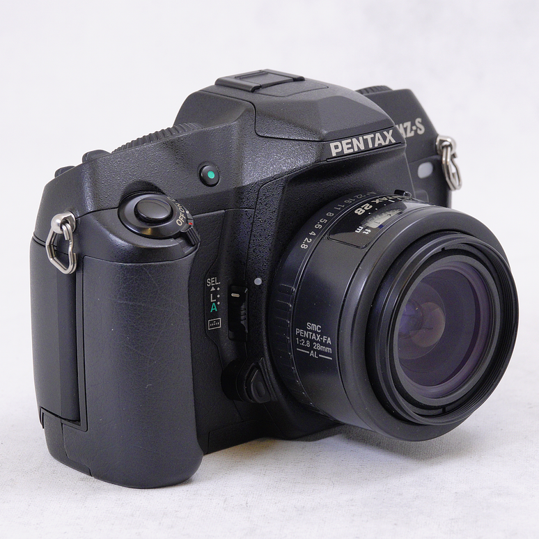 Pentax MZ-S con lente Pentax-FA SMC 28mm f2.8 AL - Usado 2