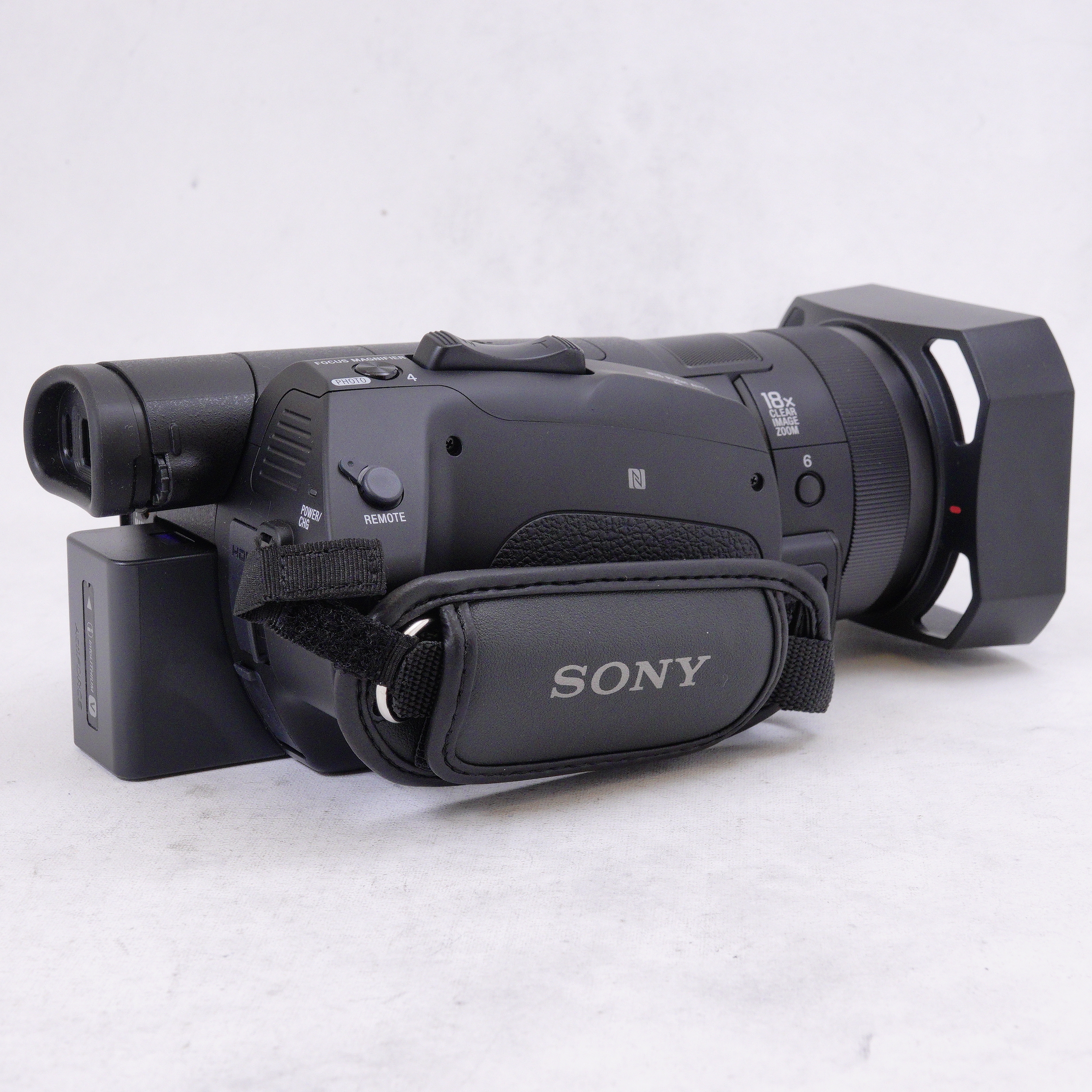 Sony FDR-AX700 4K - Usado