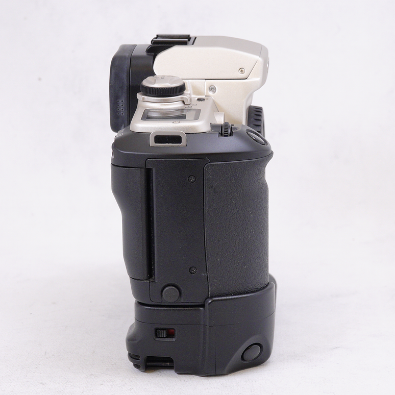 Canon EOS Elan II de 35 mm - Usado 3