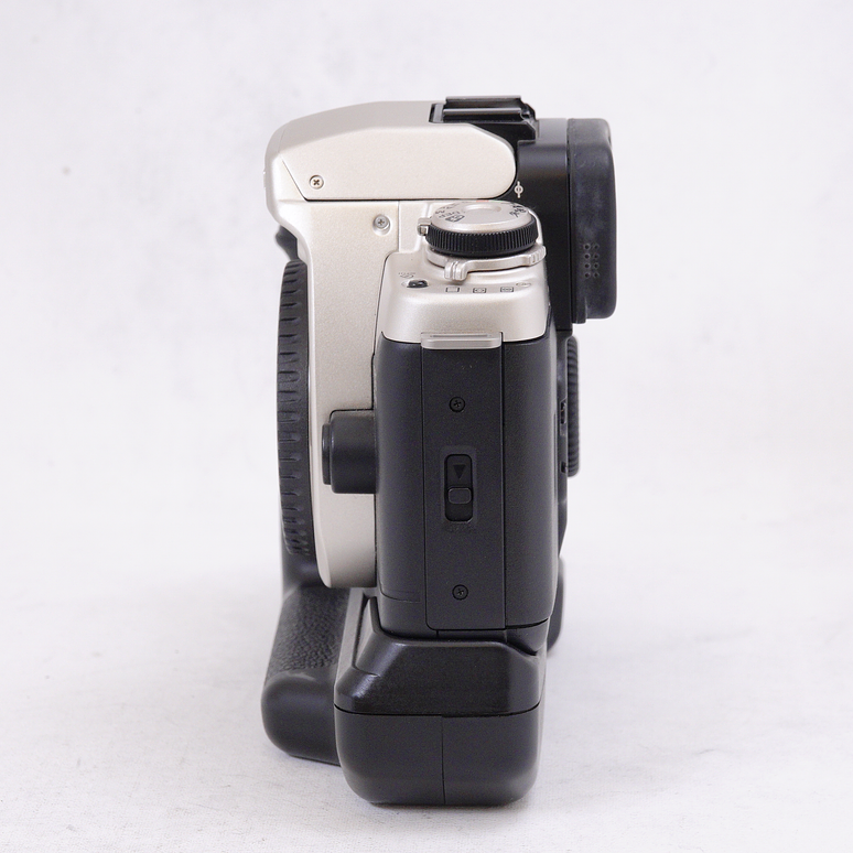 Canon EOS Elan II de 35 mm - Usado 7