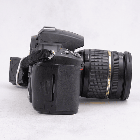 Nikon D7000 con Lente Tamron SP 17-50mm f/2.8 Di II LD Aspherical IF mas bolso - Usado