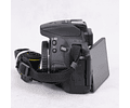 Nikon D5600 con lentes 18-55mm y 70-300mm mas accesorios - Usado