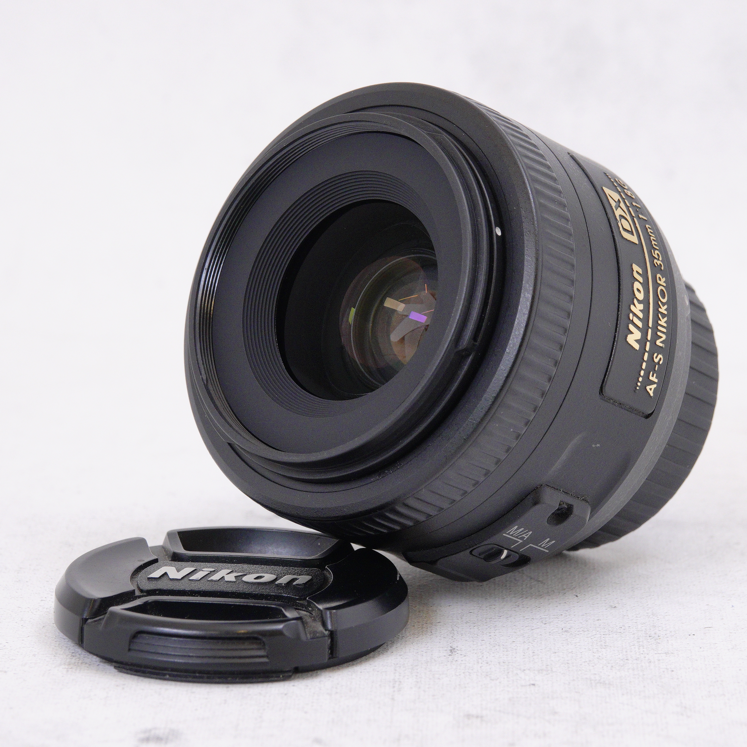 Nikon AF-S DX NIKKOR 35mm f1.8G - Usado