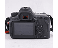 Canon EOS 6D Mark II DSLR mas accesorios - Usado