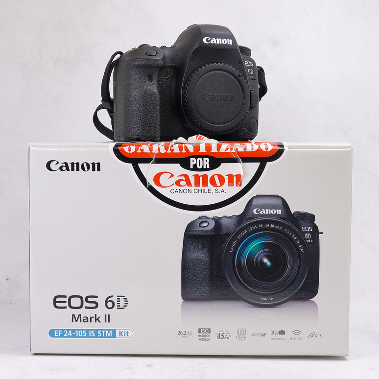 Canon EOS 6D Mark II DSLR mas accesorios - Usado 12