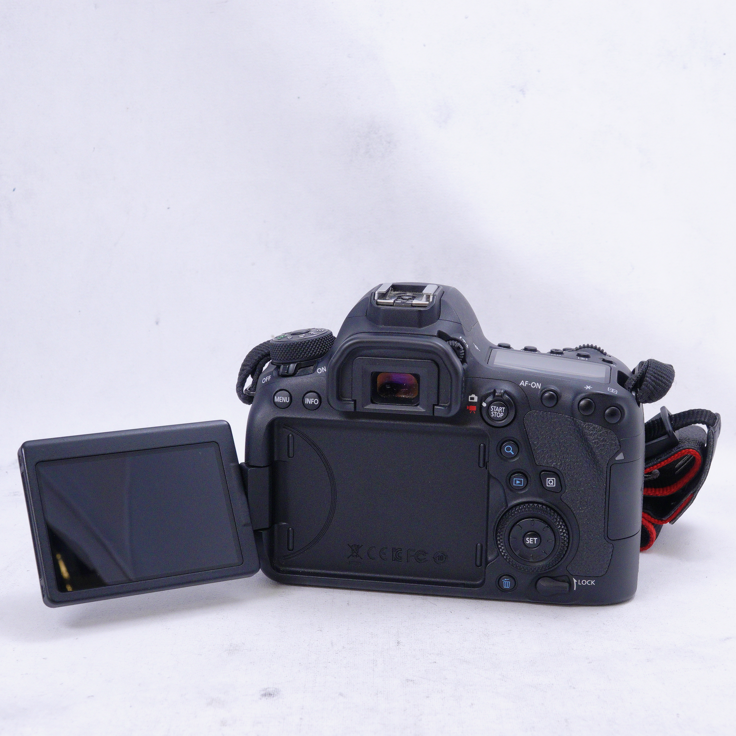 Canon EOS 6D Mark II DSLR -Usado- 