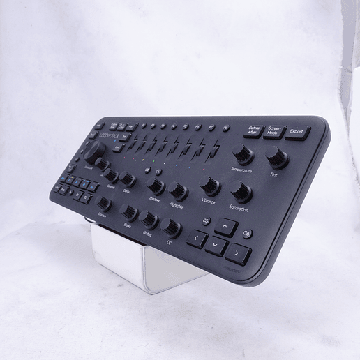 Loupedeck + Photo & Video Editing Console - Usado 3