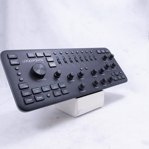 Loupedeck + Photo & Video Editing Console - Usado 4