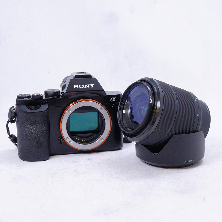 Sony Alpha a7 con lente FE 28-70mm f/3.5-5.6 OSS - Usado 3