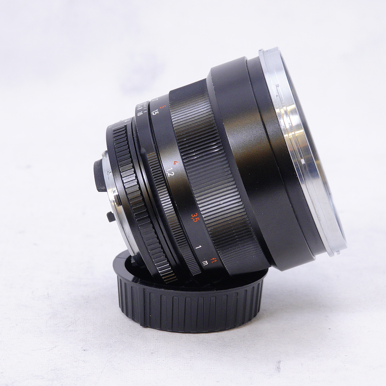 ZEISS Planar T* 85mm f/1.4 ZF para Nikon F - Usado  4
