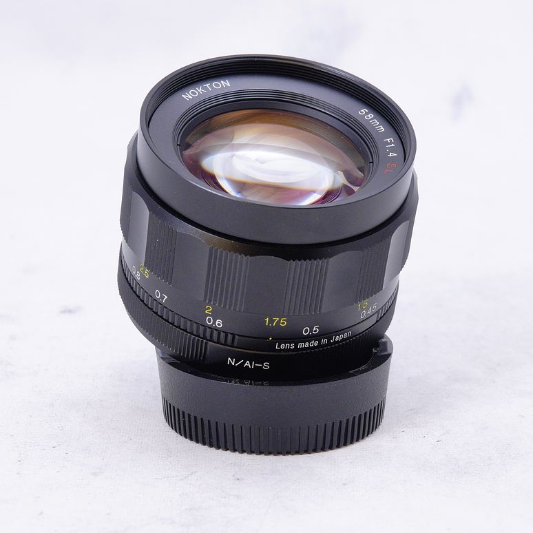 Lente Voigtlander Nokton 58mm f/1.4 SL- Usado 5