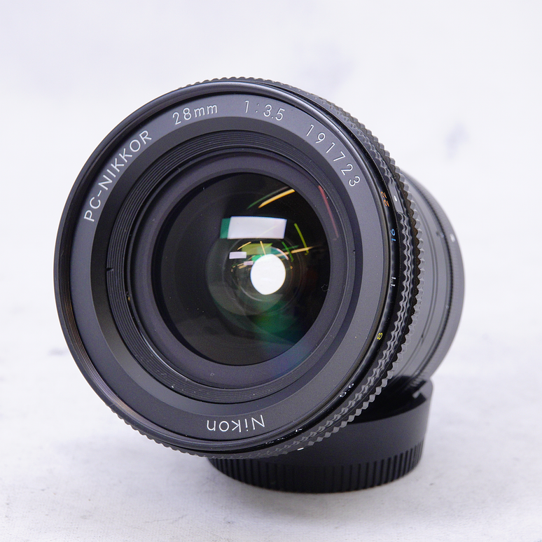 Nikon PC-E NIKKOR 28mm f/3.5 Lens - Usado 1