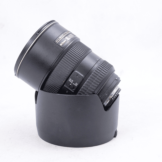 Lente Nikon AF-S DX Zoom-NIKKOR 17-55mm f/2.8G - Usado 2