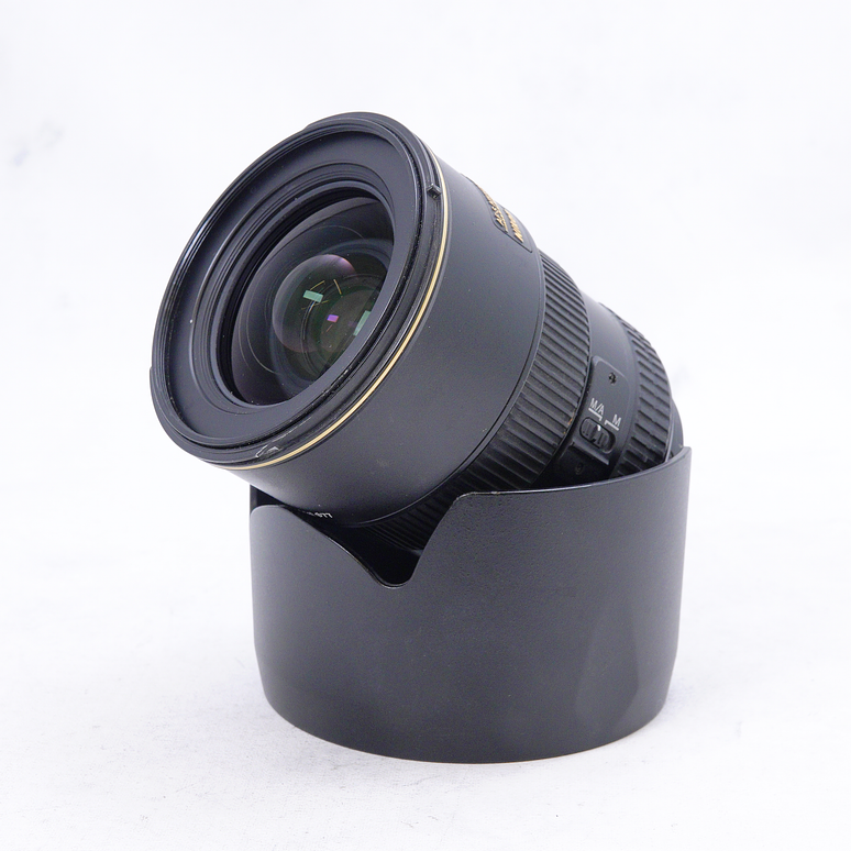 Lente Nikon AF-S DX Zoom-NIKKOR 17-55mm f/2.8G - Usado 7