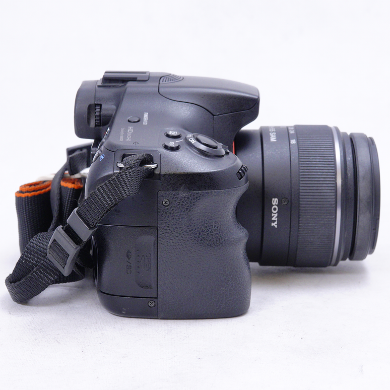 Sony A65 DSLR con lente 18-55mm - Usado 4