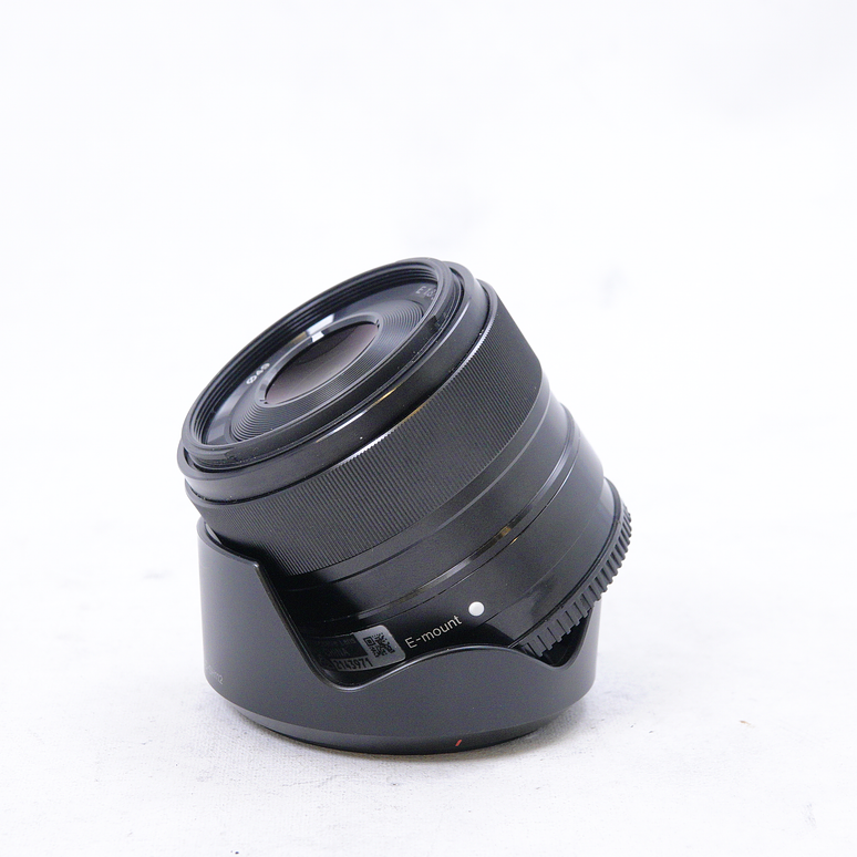 Sony E 35mm f/1.8 OSS - Usado 3