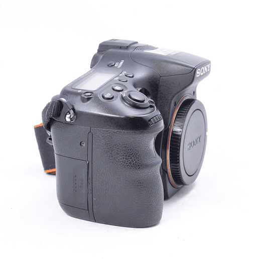 Sony Alpha A77 DSLR - Usado 10