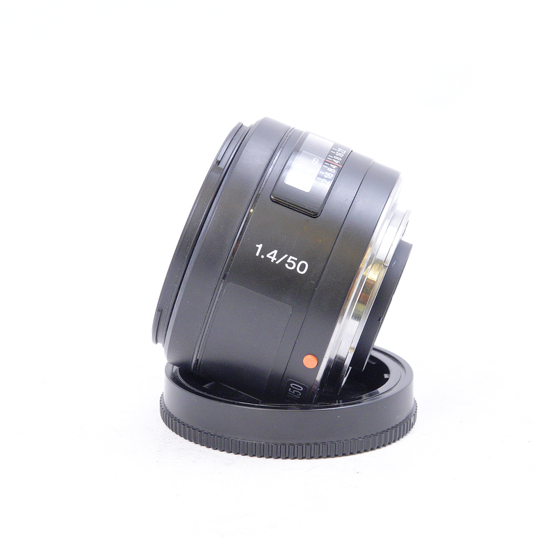 Sony 50mm f/1.4 montura A - Usado  6