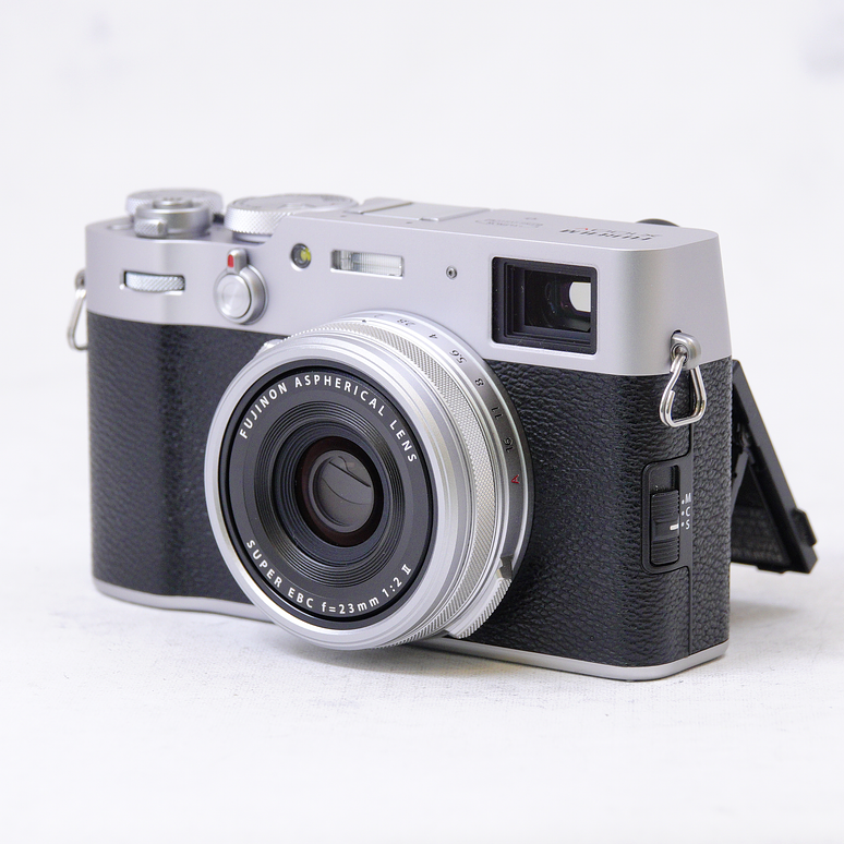FUJIFILM X100V (Silver) - Usado- COPIAR 9