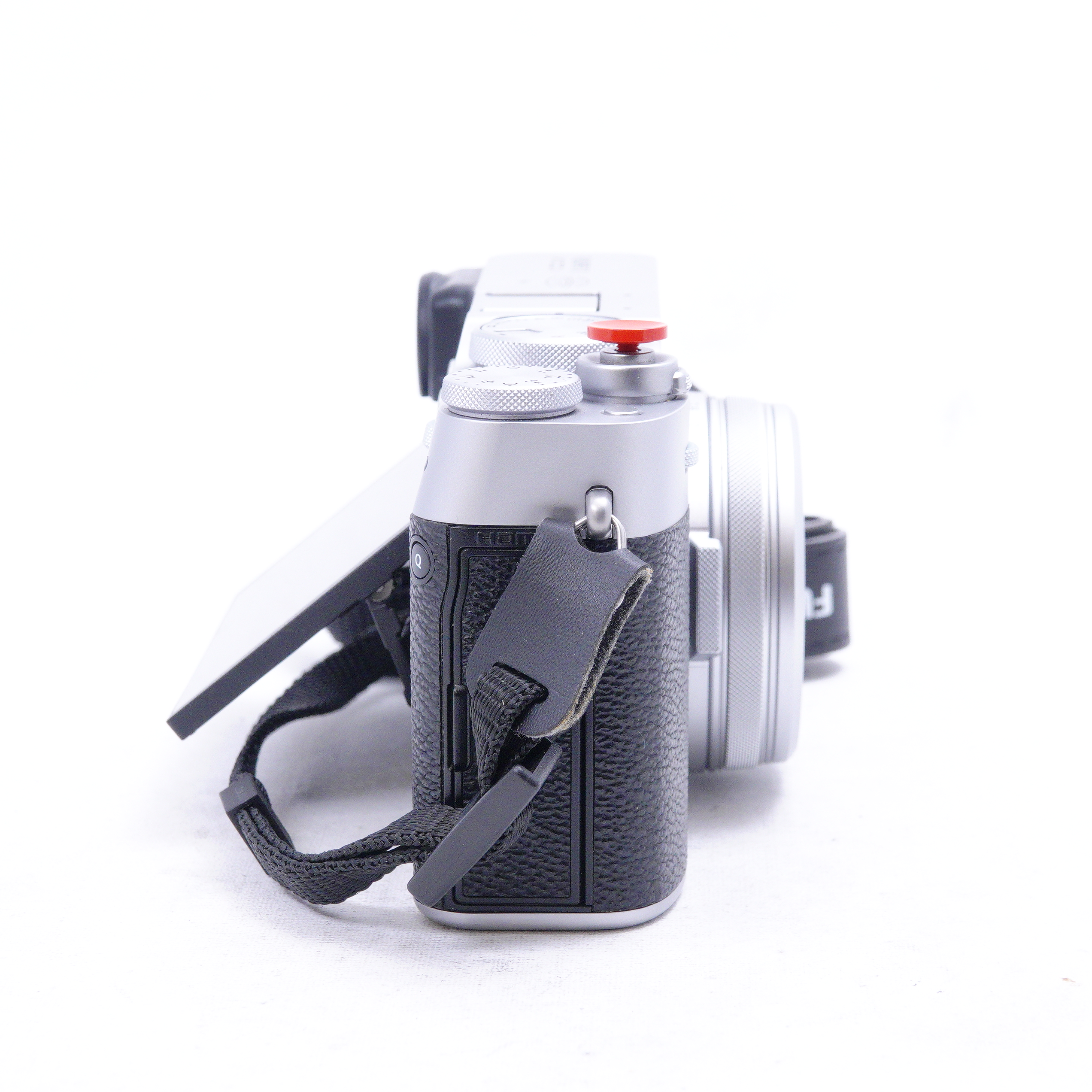 FUJIFILM X100V (Silver) con filtro NiSi más accesorios - Usado