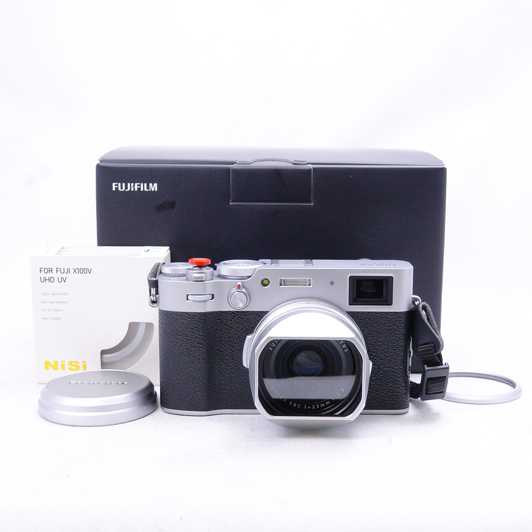 FUJIFILM X100V (Silver) con filtro NiSi más accesorios - Usado 12