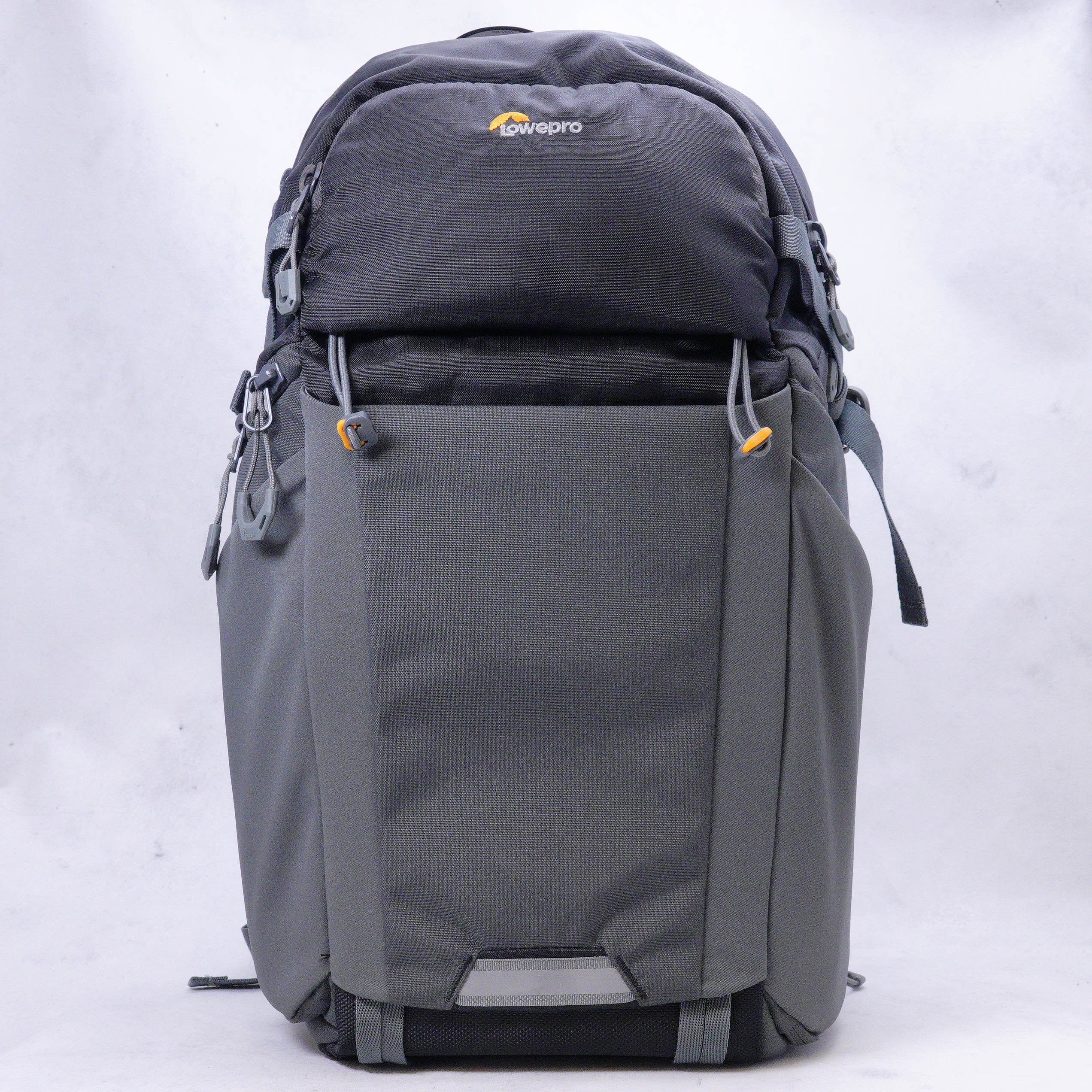 Mochila Lowepro Photo Active BP 200 AW - Usado