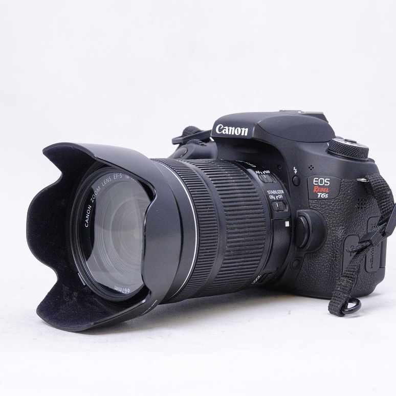 Canon EOS Rebel T6s DSLR con lente 18-135mm y accesorios - Usado 9