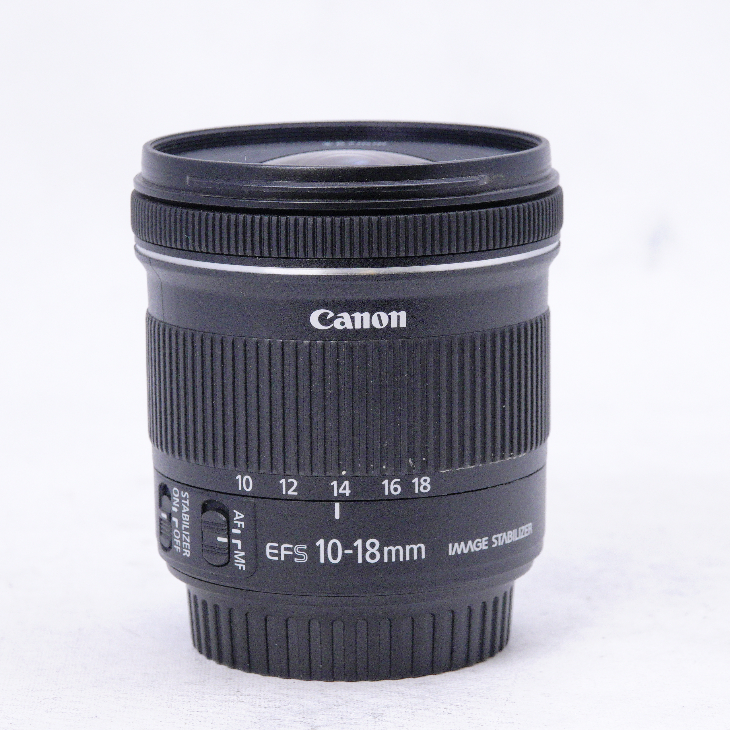 Lente Canon EFS 10-18mm f4.5-5.6 IS STM - Usado