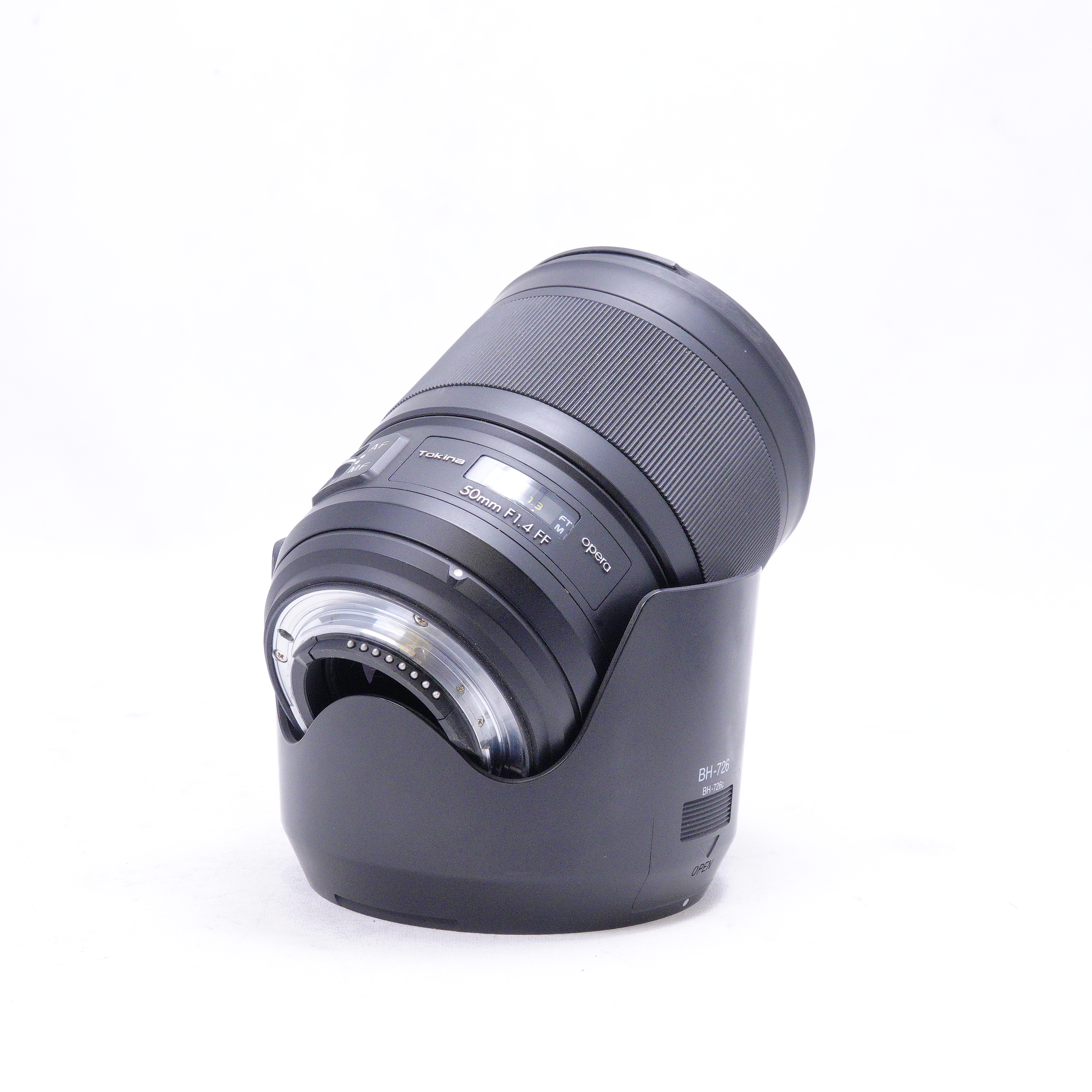 Tokina opera 50mm f1.4 FF para Nikon F - Usado