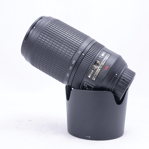 Nikon AF-S NIKKOR 70-300mm f/4.5-5.6G IF-ED VR - Usado 4