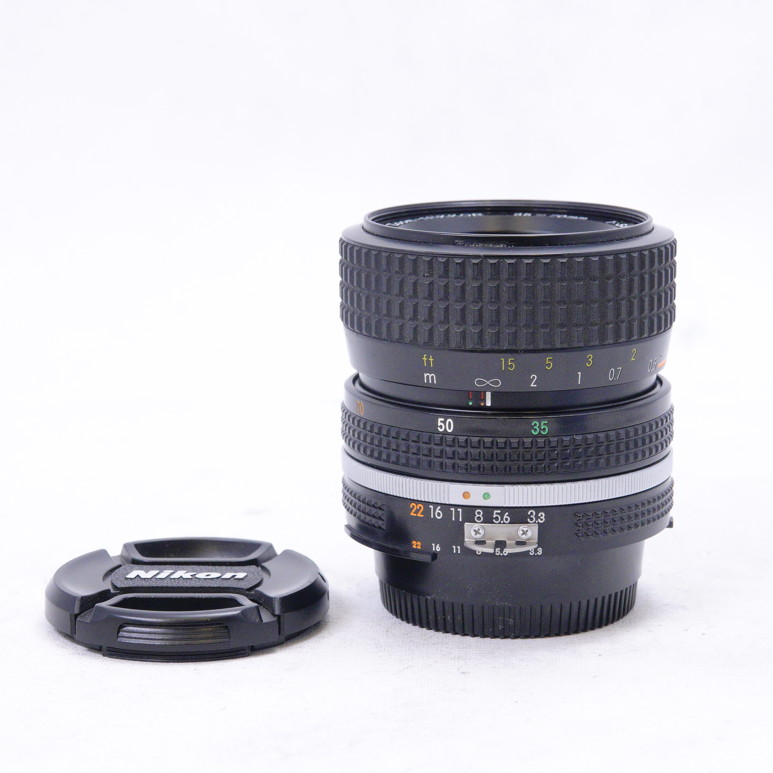 Nikon Zoom-NIKKOR 35-70mm f3.3-4.5 - Usado