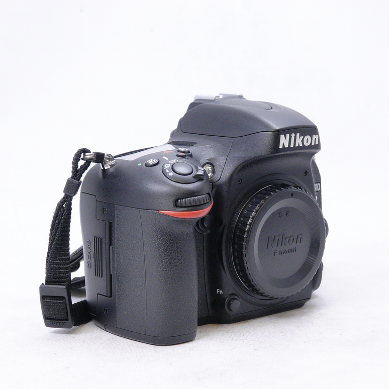 Nikon D610 DSLR con accesorios - Usados 3