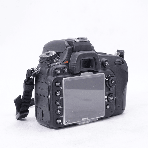 Nikon D610 DSLR con accesorios - Usados 7