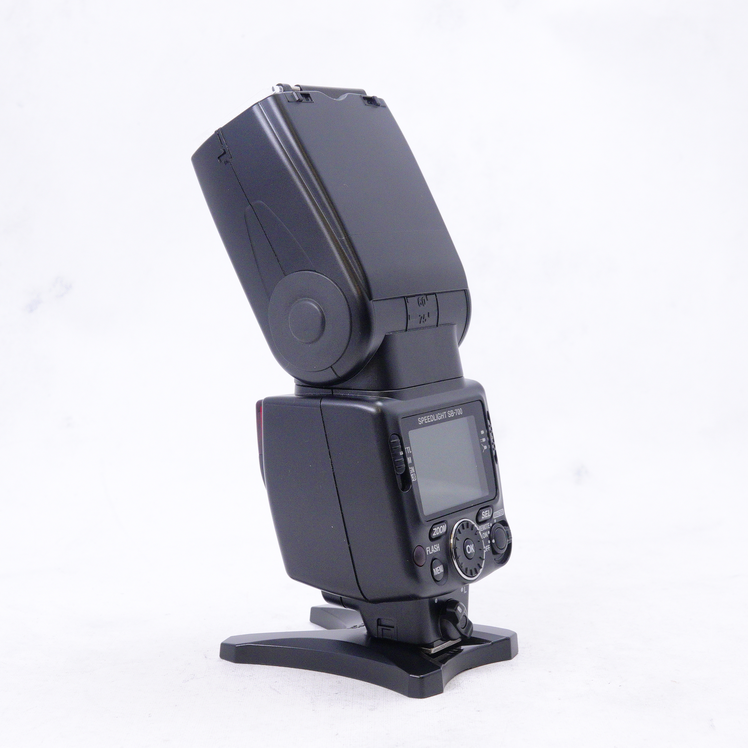 Flash Nikon SB-700 AF Speedlight con bolso - Usado