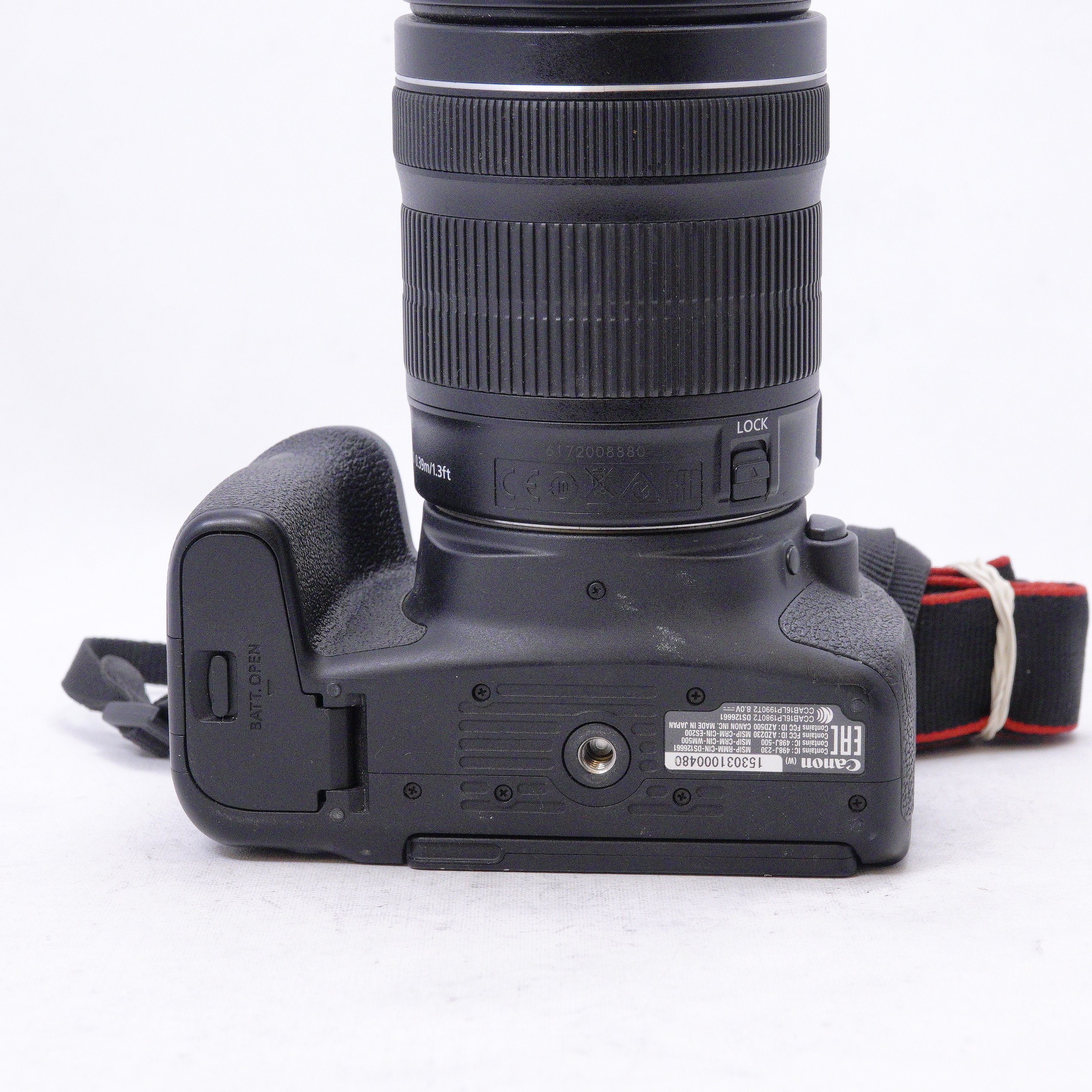 Canon EOS 800D con lente EF-S 18-135mm kit - Usado