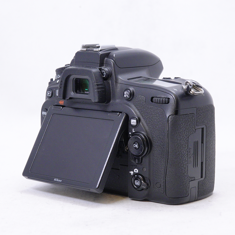 Nikon D750 (Cuerpo) - Usado 5