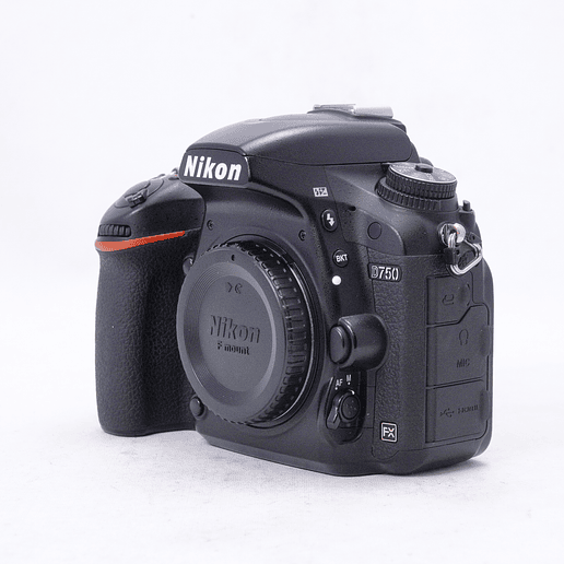 Nikon D750 (Cuerpo) - Usado 9