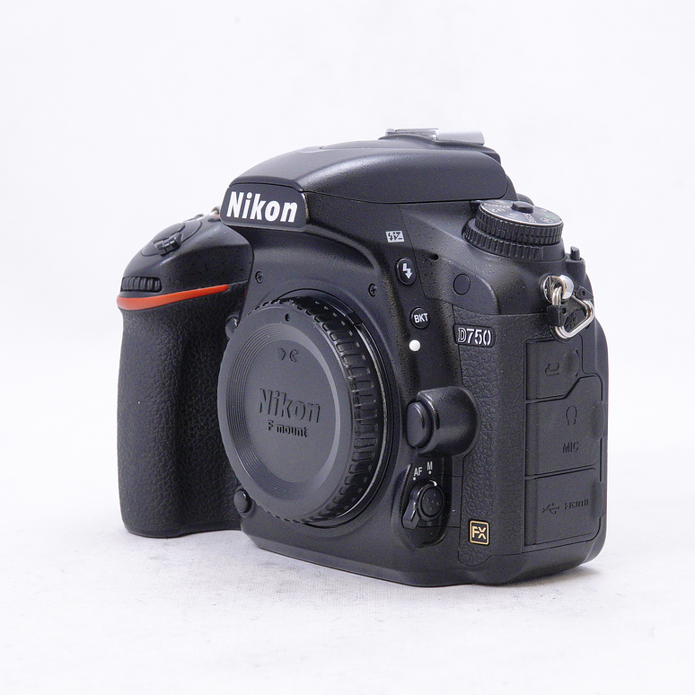 Nikon D750 (Cuerpo) - Usado 9