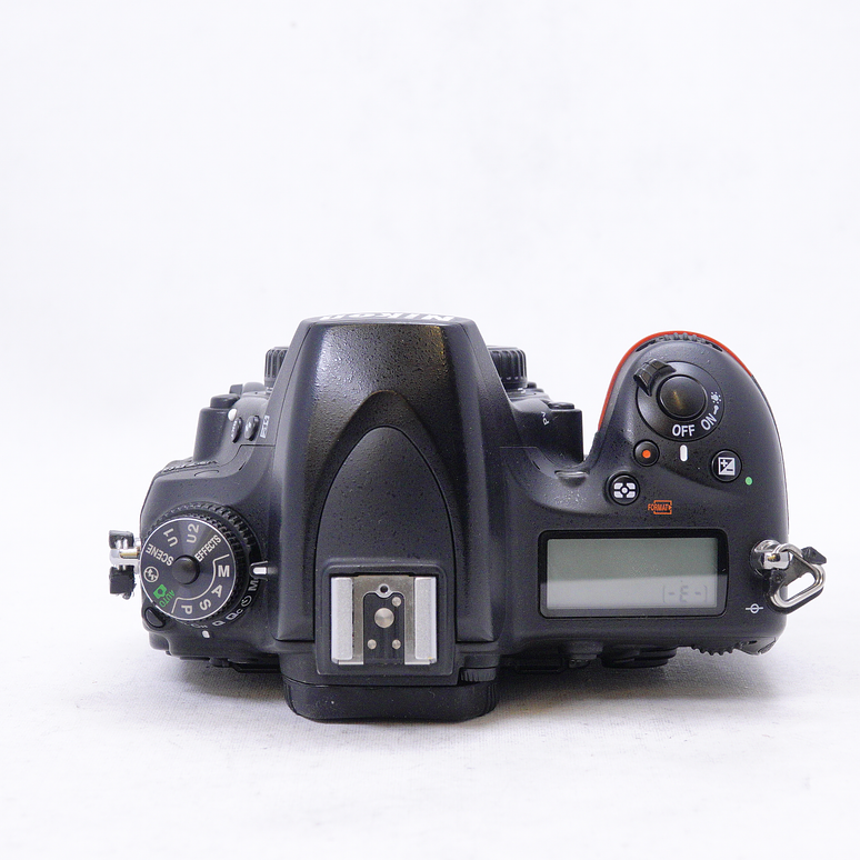 Nikon D750 (Cuerpo) - Usado 10