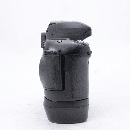 Nikon N80 con Grip MB16  - Usado 3