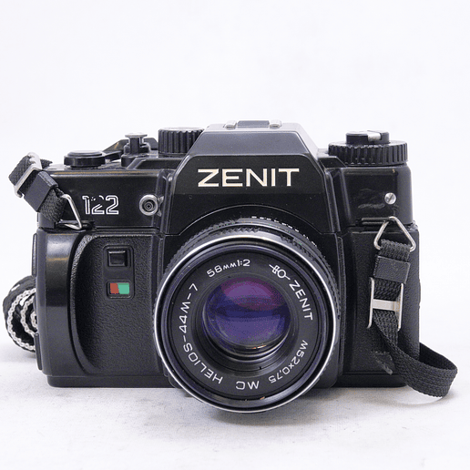 Zenit 122 con lente 58mm f2 y flash Vivitar - Usado 1