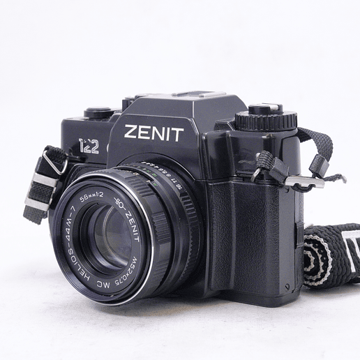 Zenit 122 con lente 58mm f2 y flash Vivitar - Usado 8