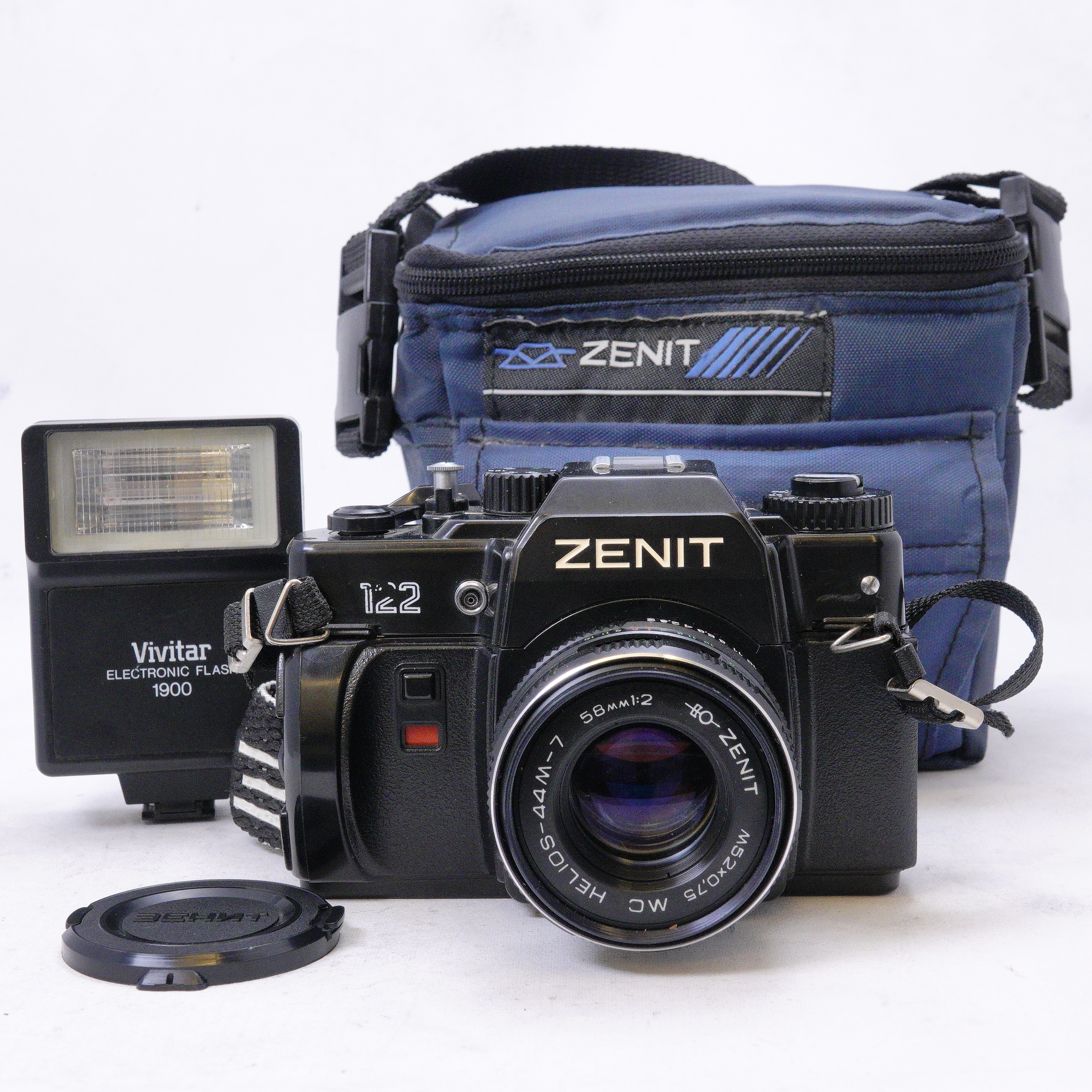 Zenit 122 con lente 58mm f2 y flash Vivitar - Usado