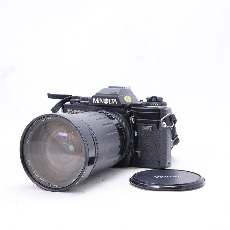 Minolta X700 con lente Zoom Vivitar 28-210mm - Usado 11