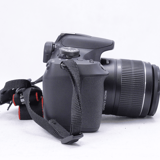 Canon EOS Rebel Kit T7 18-55mm III DSLR - Usado 4