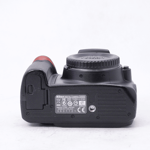 Nikon D3000 SLR (Para repuestos) - Usado 11
