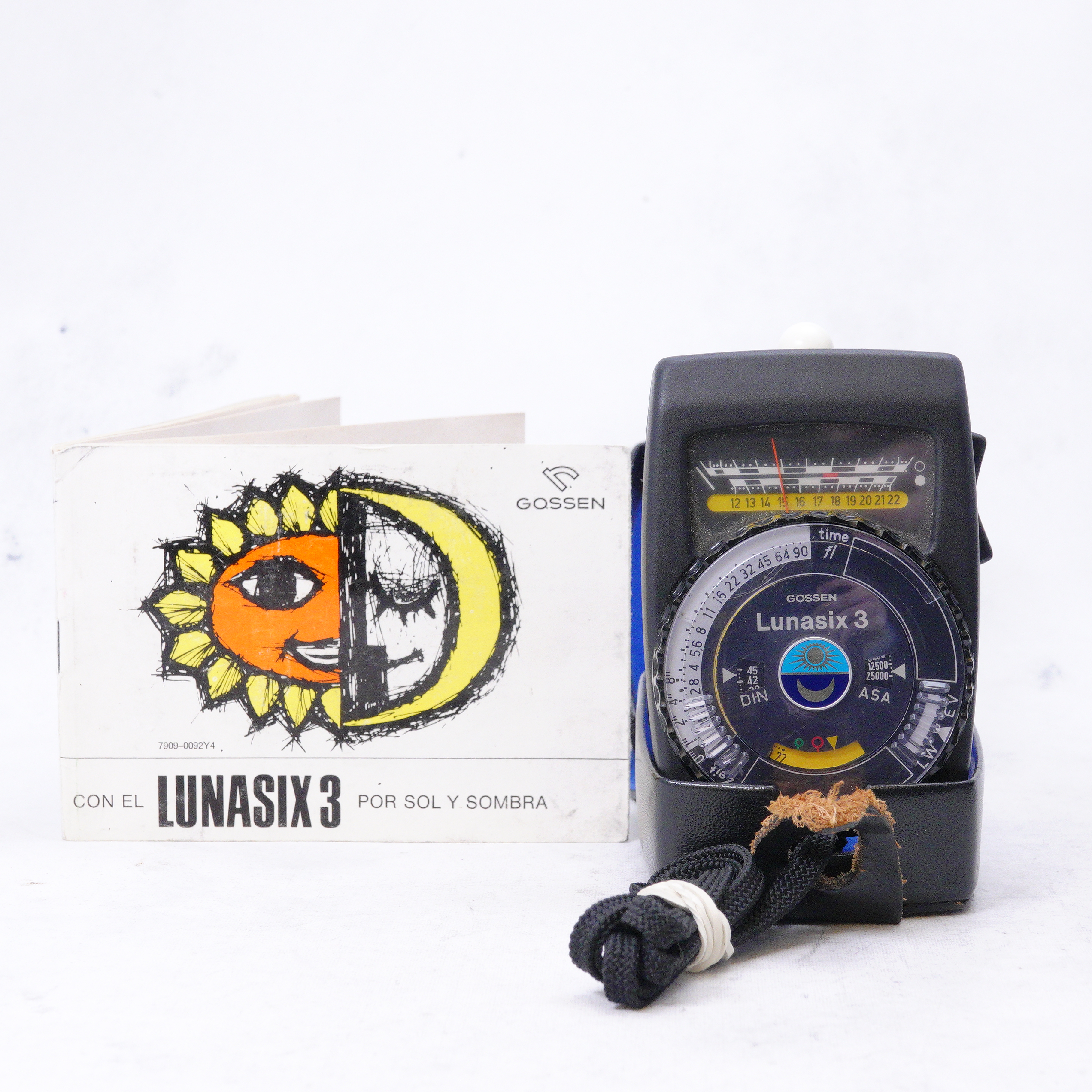 Kit Hasselblad 500 cm con lente 80mm 40mm 2 backs y extras - Usado